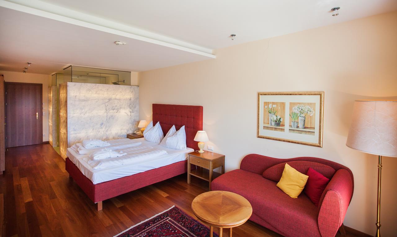 Hotel Hollweger Санкт Гилген Екстериор снимка