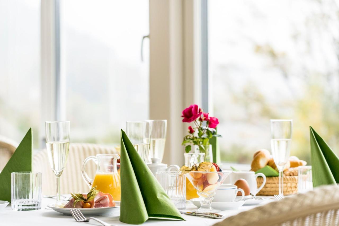 Hotel Hollweger Санкт Гилген Екстериор снимка
